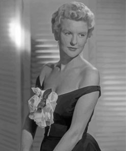 Elaine Stritch in Black and White Paint By Numbers